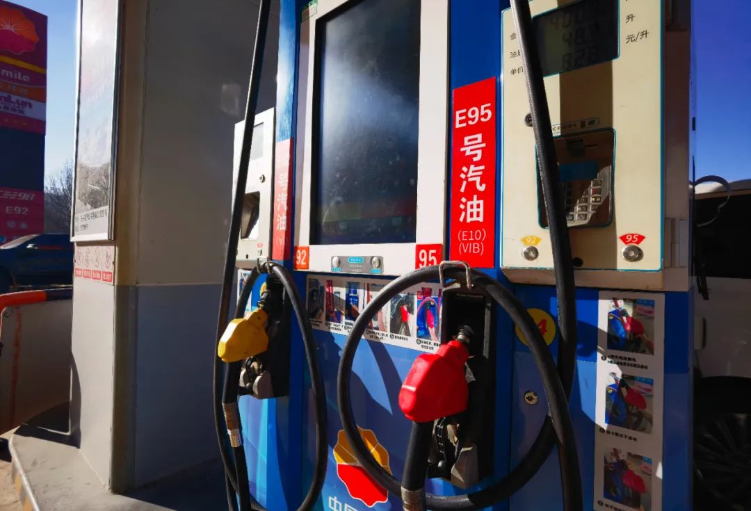 亚洲精品久久久久中文字幕二区